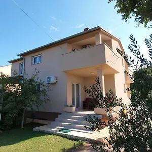 Appartamento Apartments Jere 719, Pola